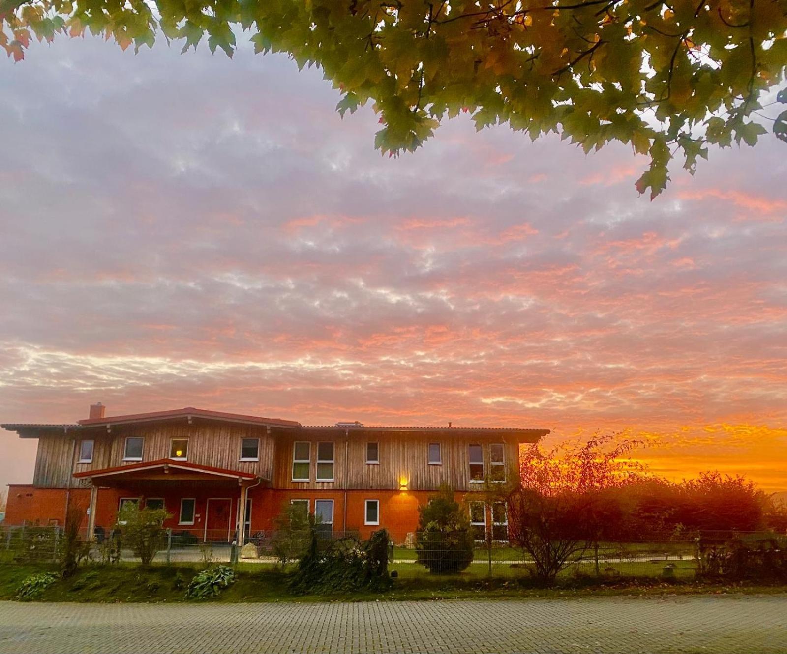 Hotel Rappenhof Breuna Exterior photo